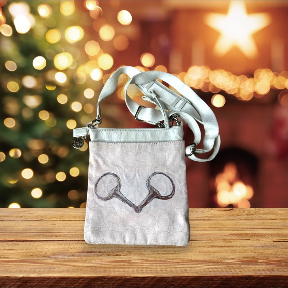 Coach cream jacquard signature and leather crossbody handbag -painted horse bit - Picture 14 of 15